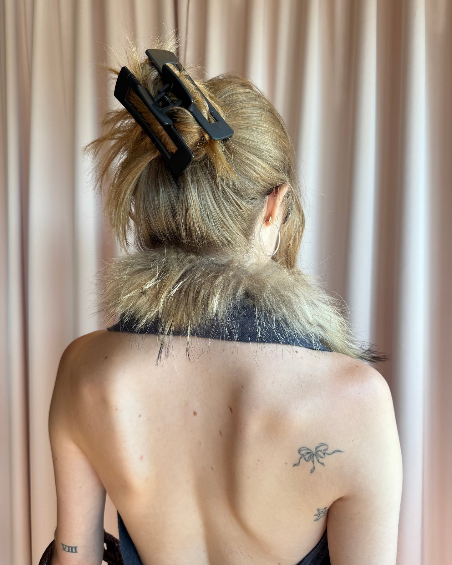 GOA Raccoon Fur Trim Knit Vest Top
