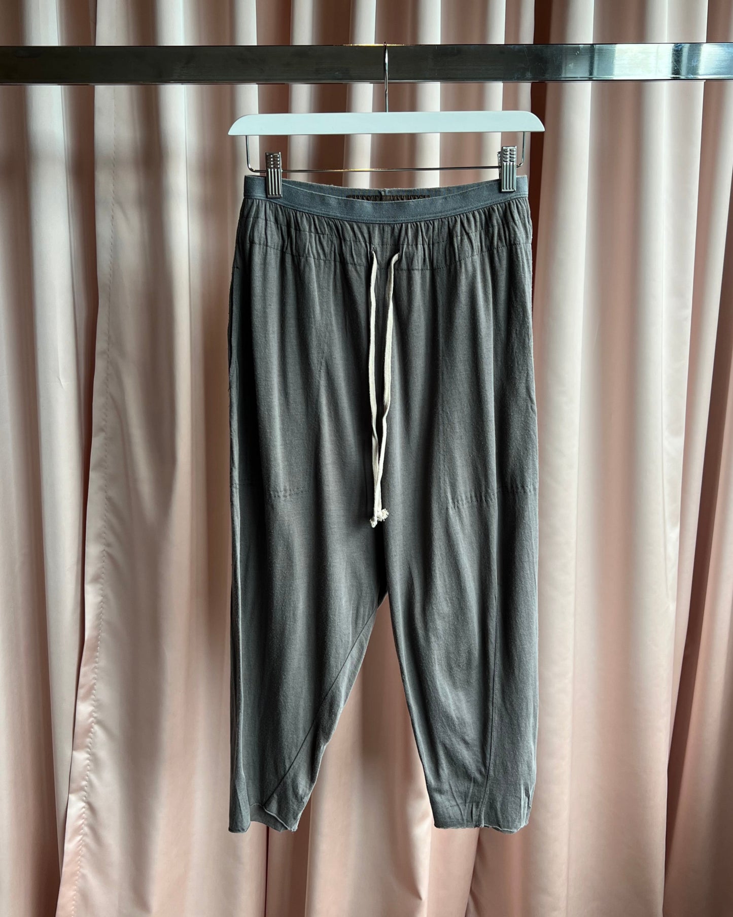 Rick Owens Lilies Grey Drop Crotch Cropped Joggers
