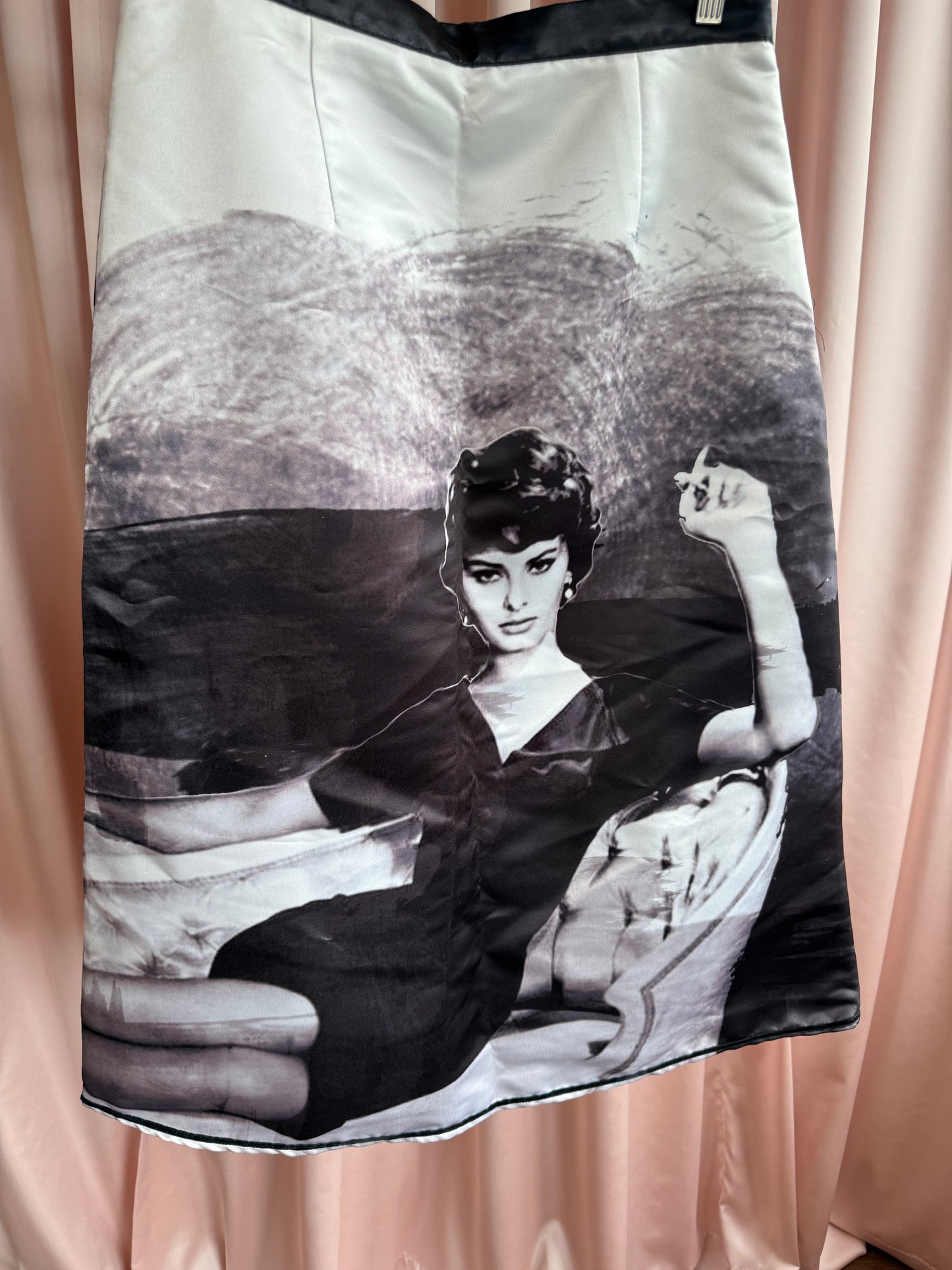 Italian Brand Sophia Loren Print Skirt