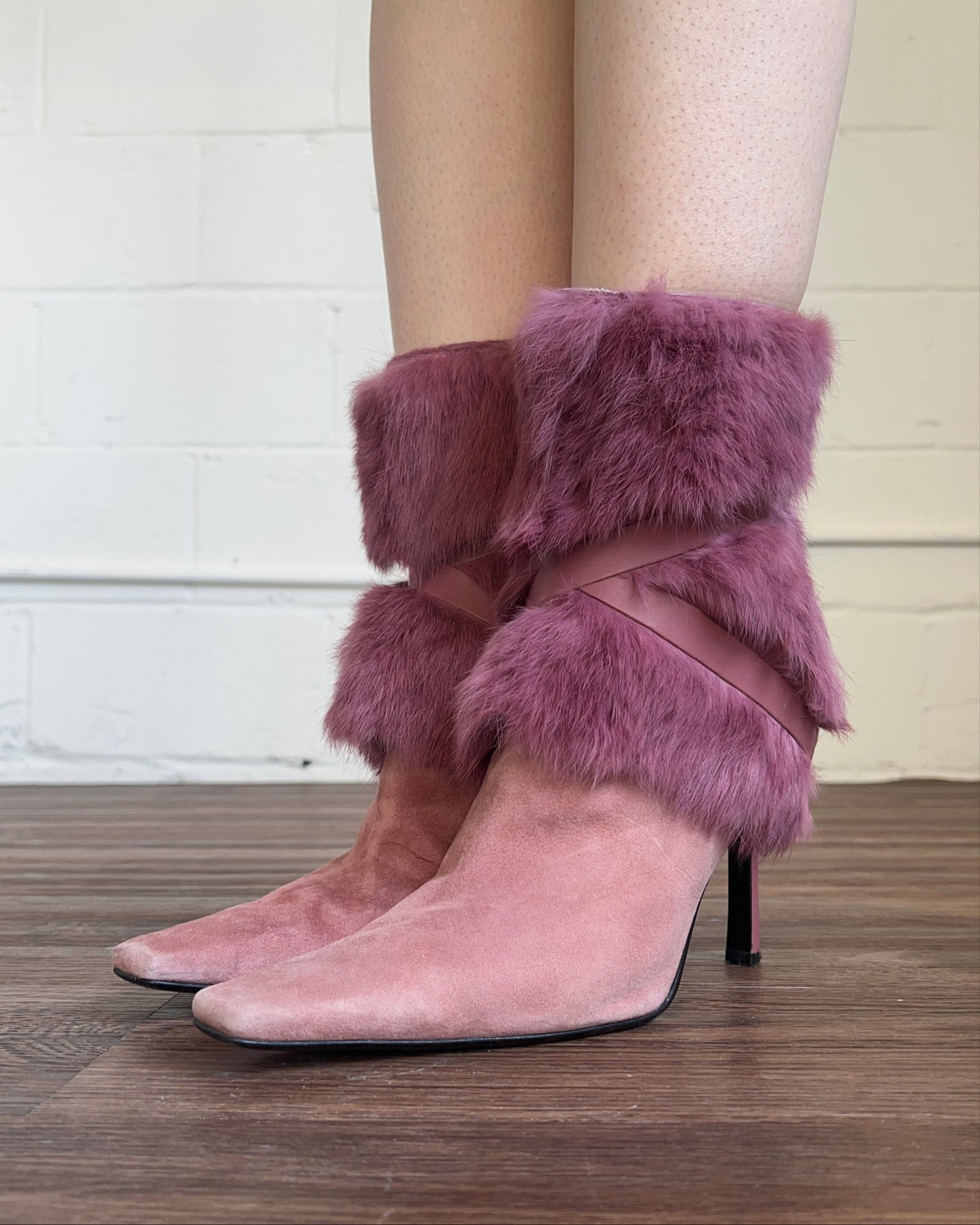 Furry Pink Suede Pointed Toe Heeled Boots