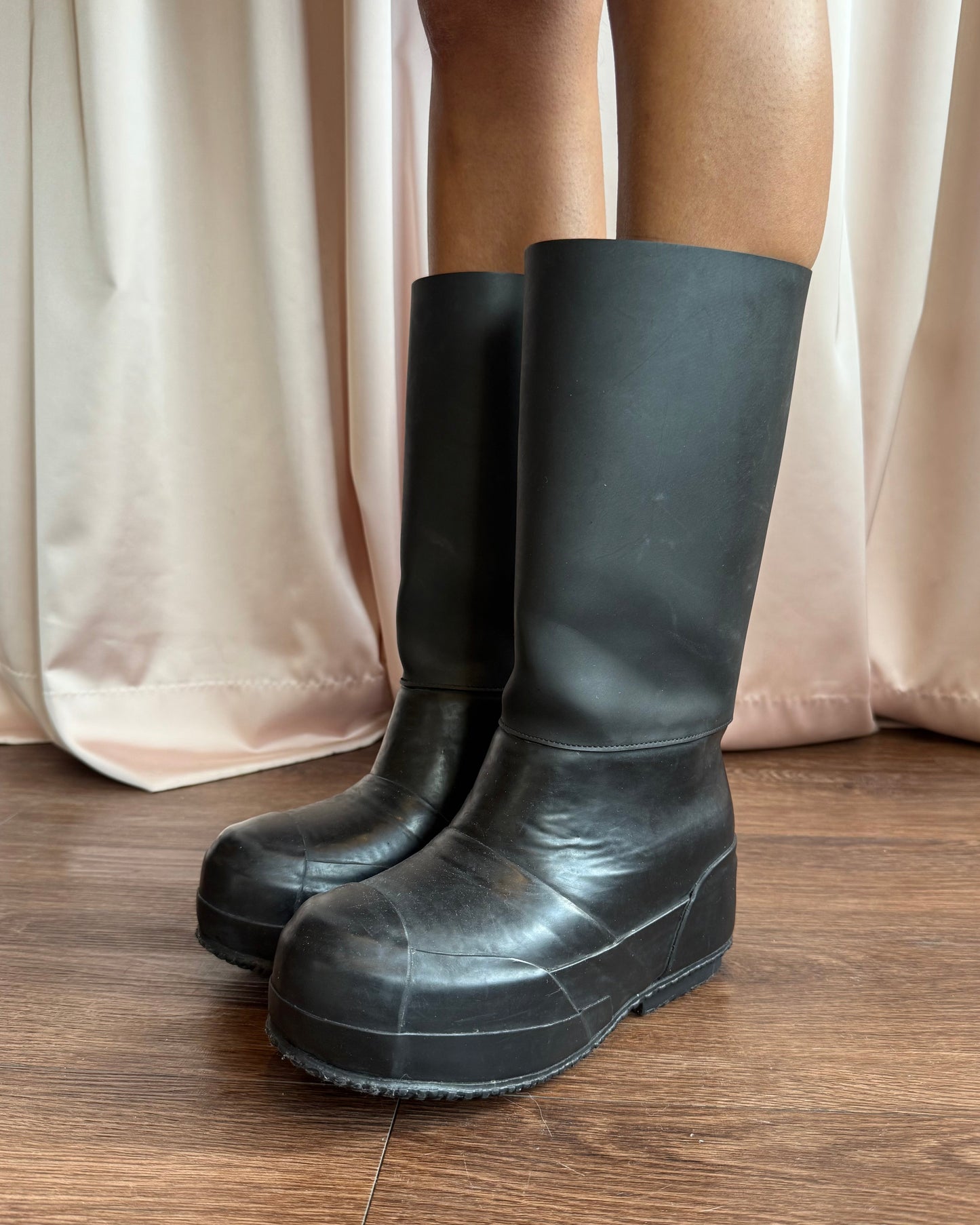 Céline Pre-Fall 2018 Black Planet Rubber Boots