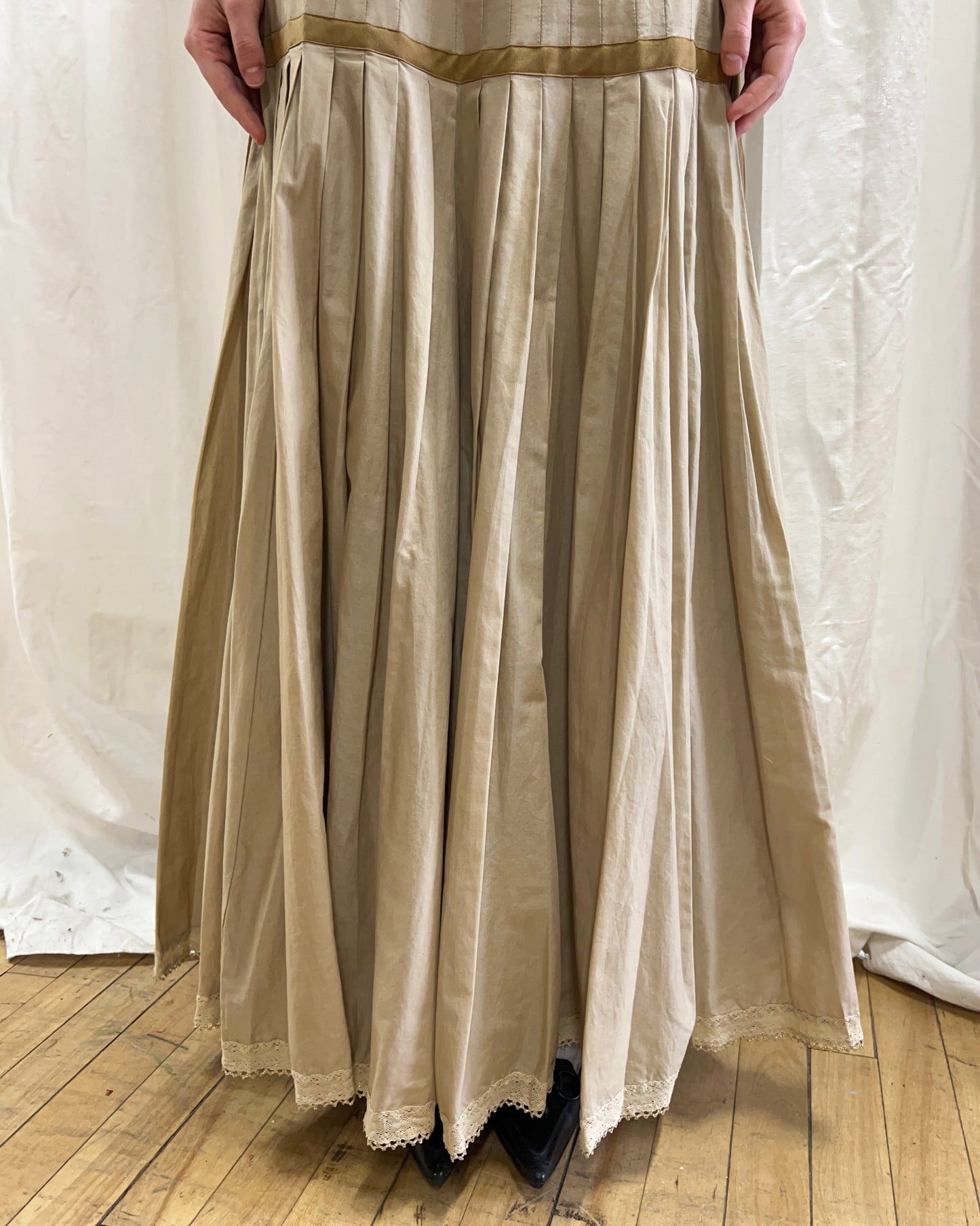 Japanese Brand Pleated Maxi Skirt