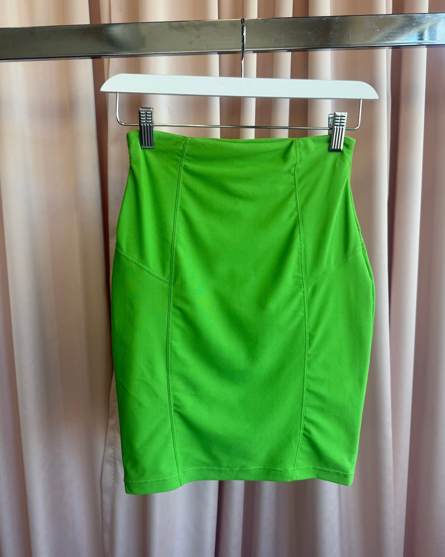 French Brand Apple Green Bodycon Nylon Stretch Skirt