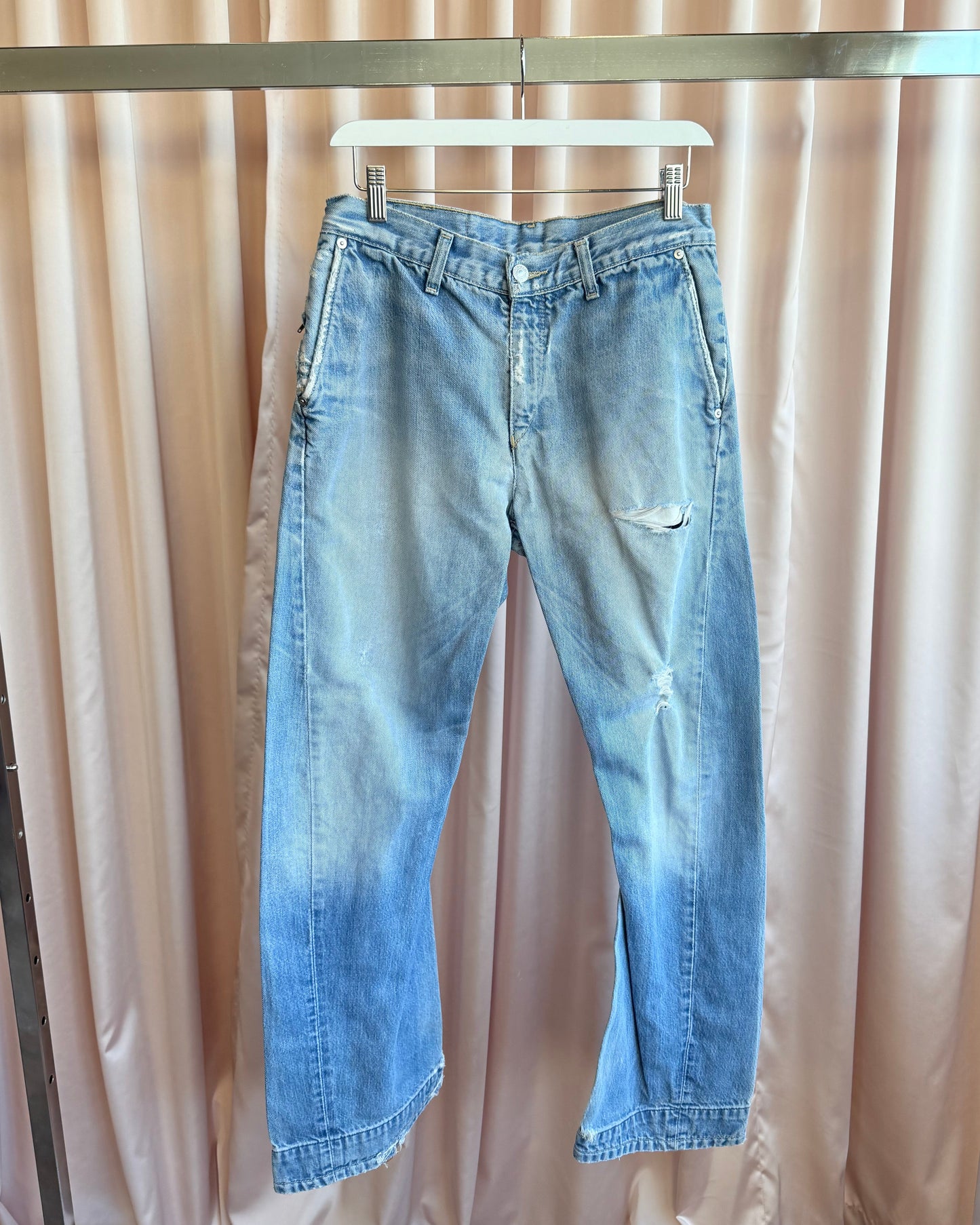 Levi's Engineered Jeans Vintage Faded Distressed Denim (31 x 32)