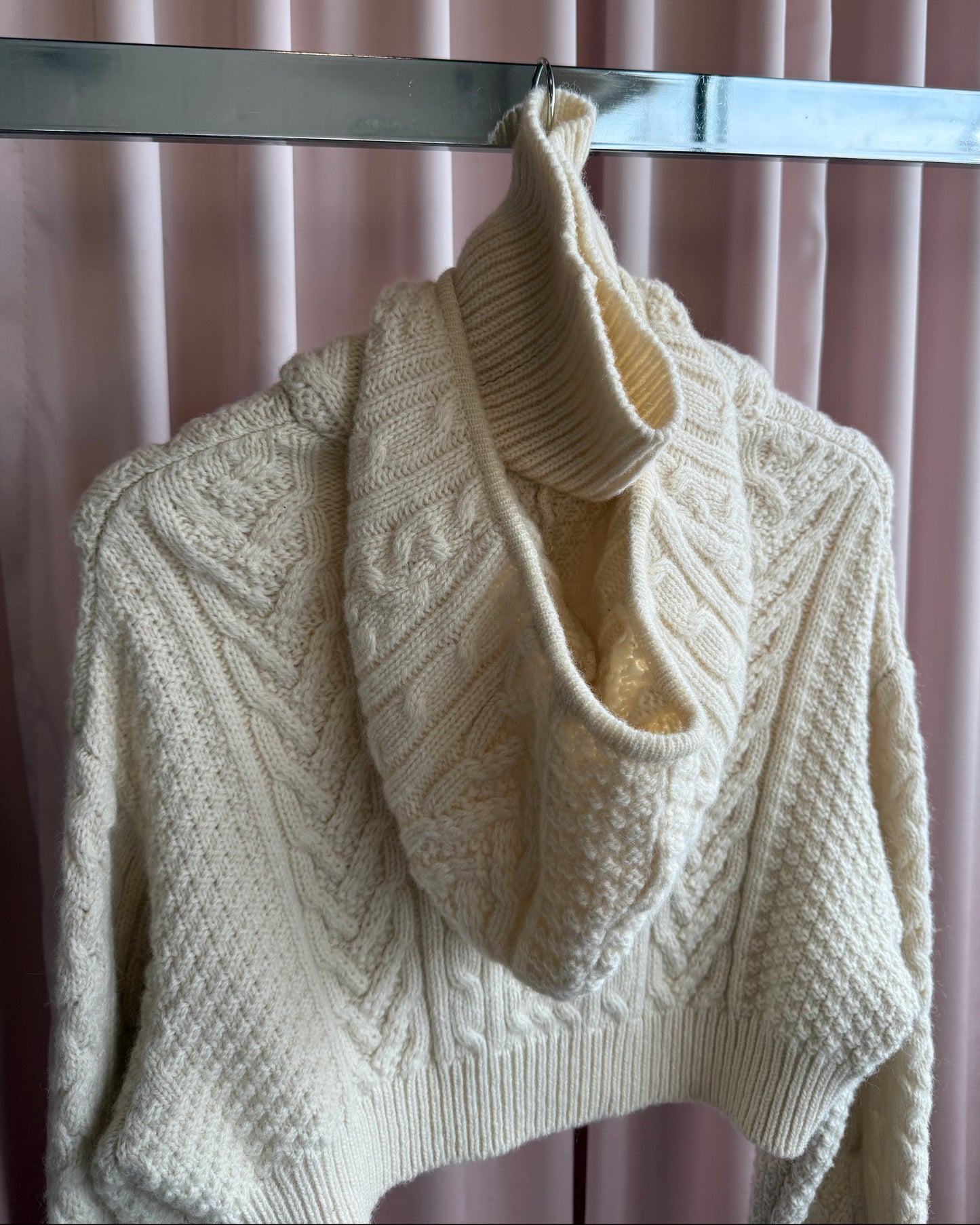 Noir Kei Ninomiya Comme des Garçons 2022 Cream Wool Knit Cropped Hooded Sweater