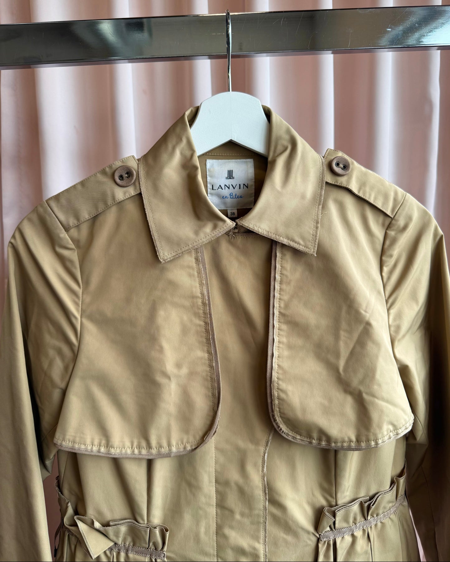 Lanvin en Bleu Tan Capelet Single Breasted Flared Ruffle Trench Coat