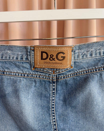 D&G S/S 2005 Logo Patch Distressed Denim Mini Skirt
