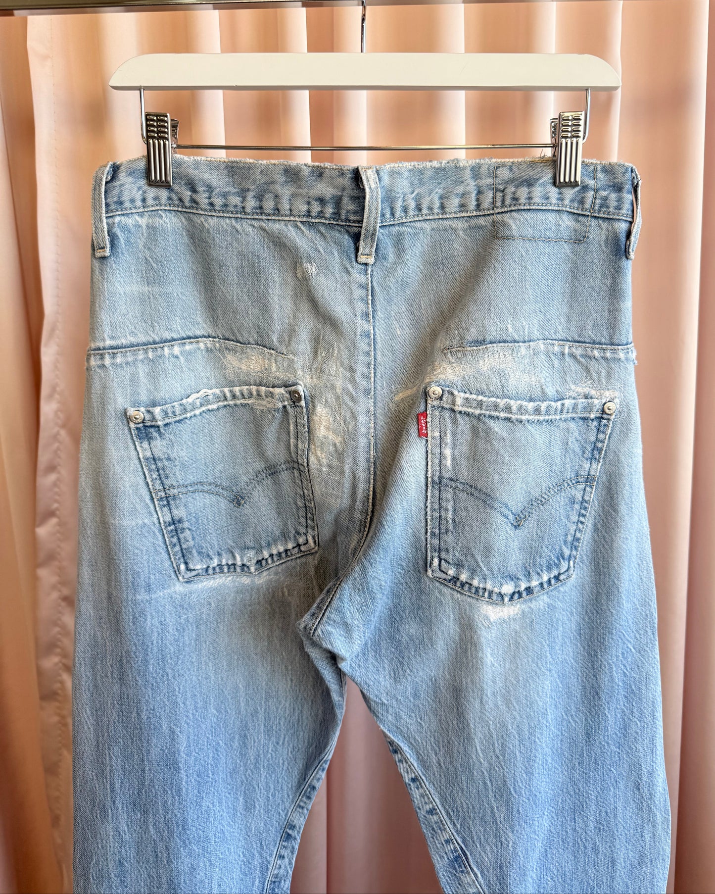 Levi's Engineered Jeans Vintage Distressed Light Wash Denim (30 x 34)