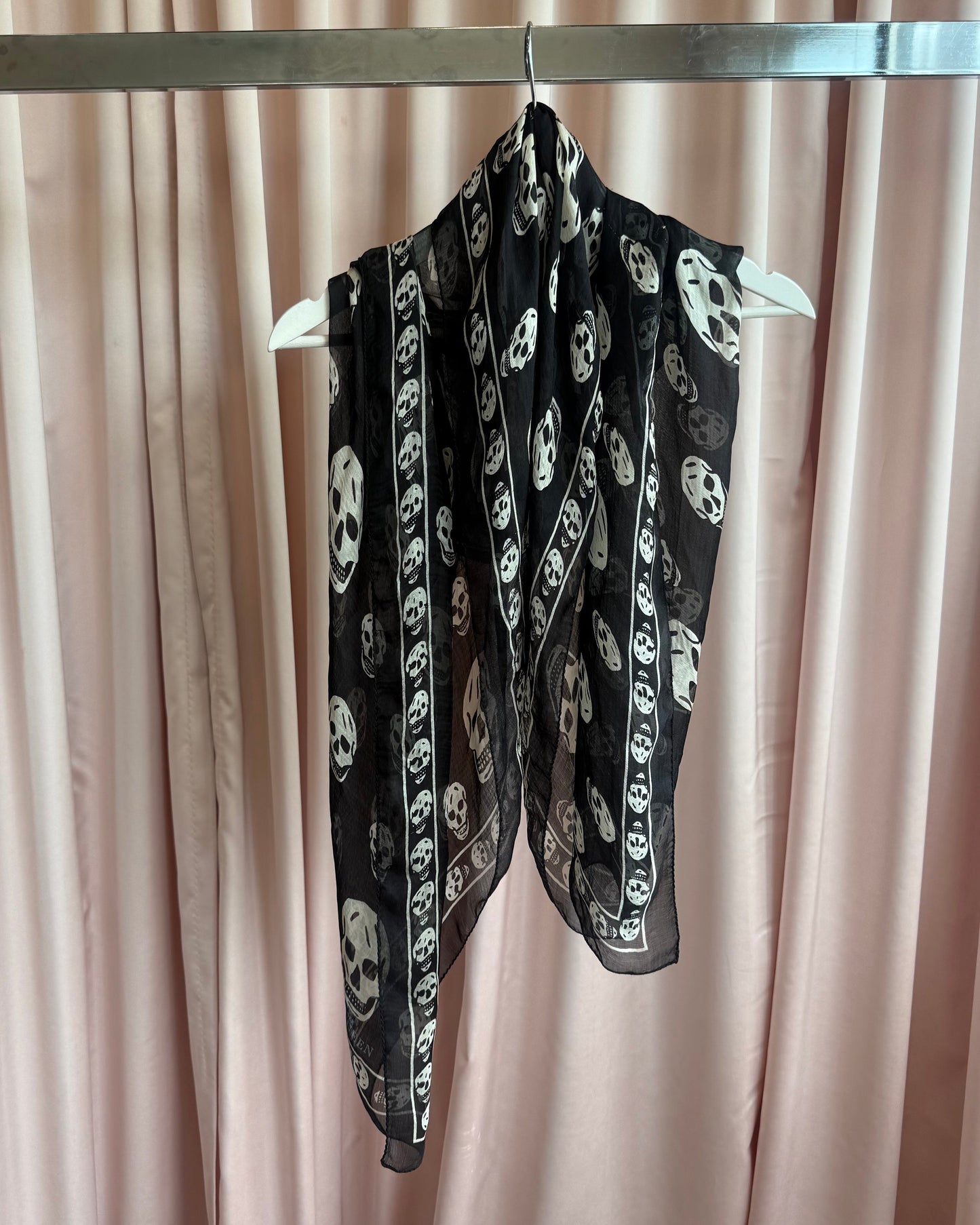 Alexander McQueen Black & White Skull Print Scarf
