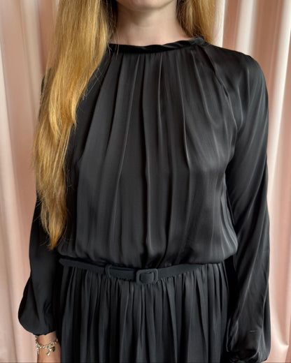 Ungaro Fuschia Black Silk Long Sleeve Belted Midi Dress