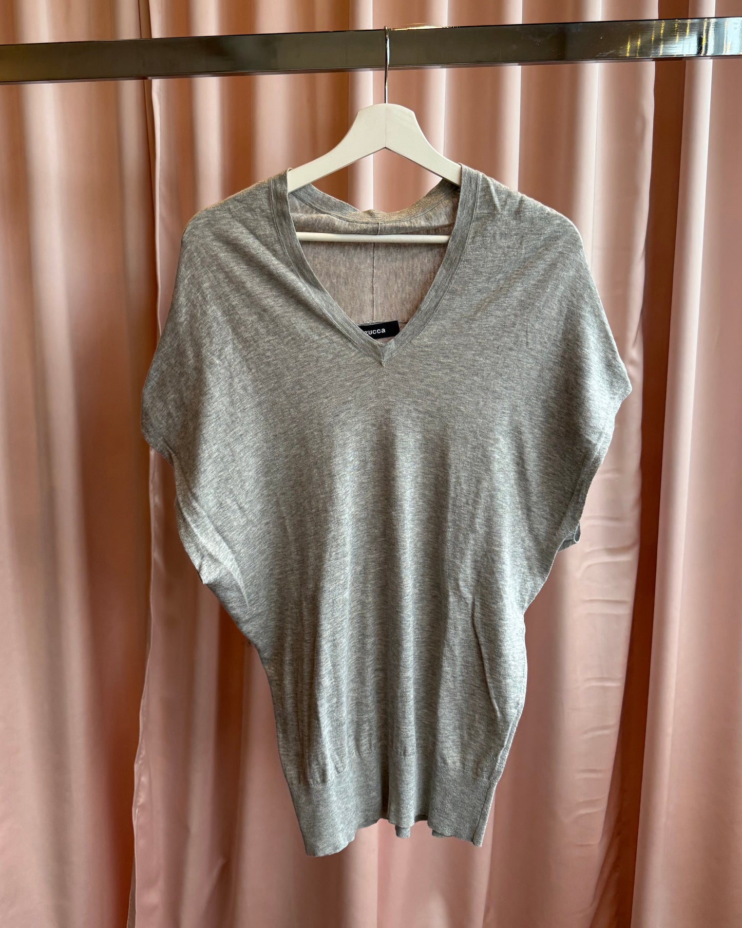 Zucca Grey V-Neck Thin Cotton Knit Top
