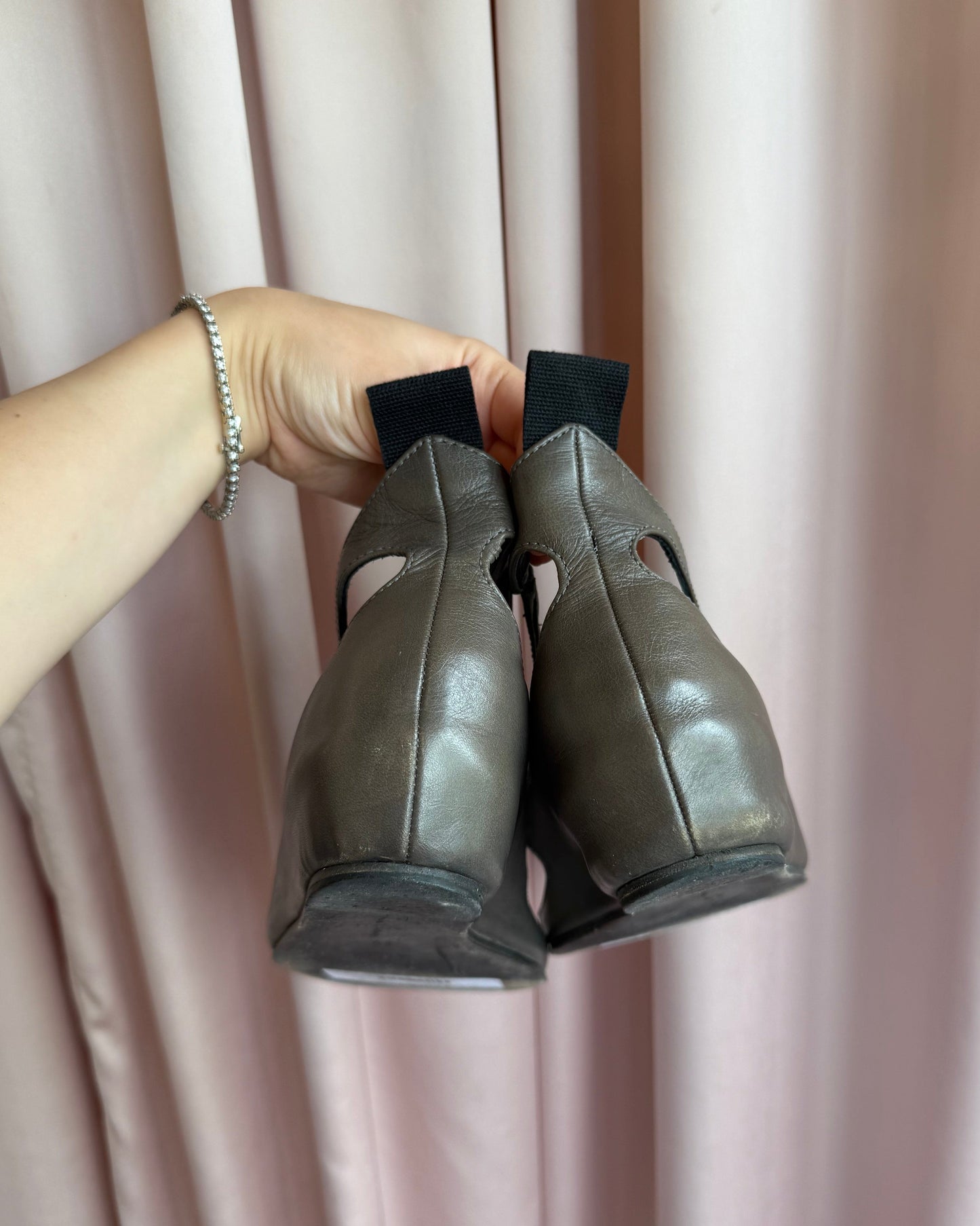 Rick Owens Dust Leather Thong Sandals
