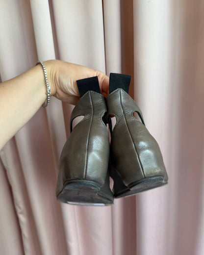 Rick Owens Dust Leather Thong Sandals