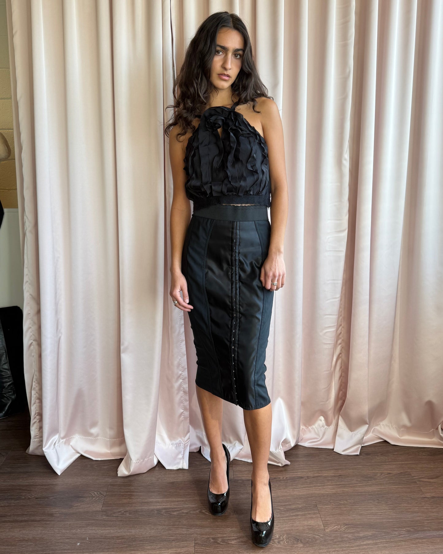 Dolce & Gabbana Hook & Eye Black Mid Length Pencil Skirt