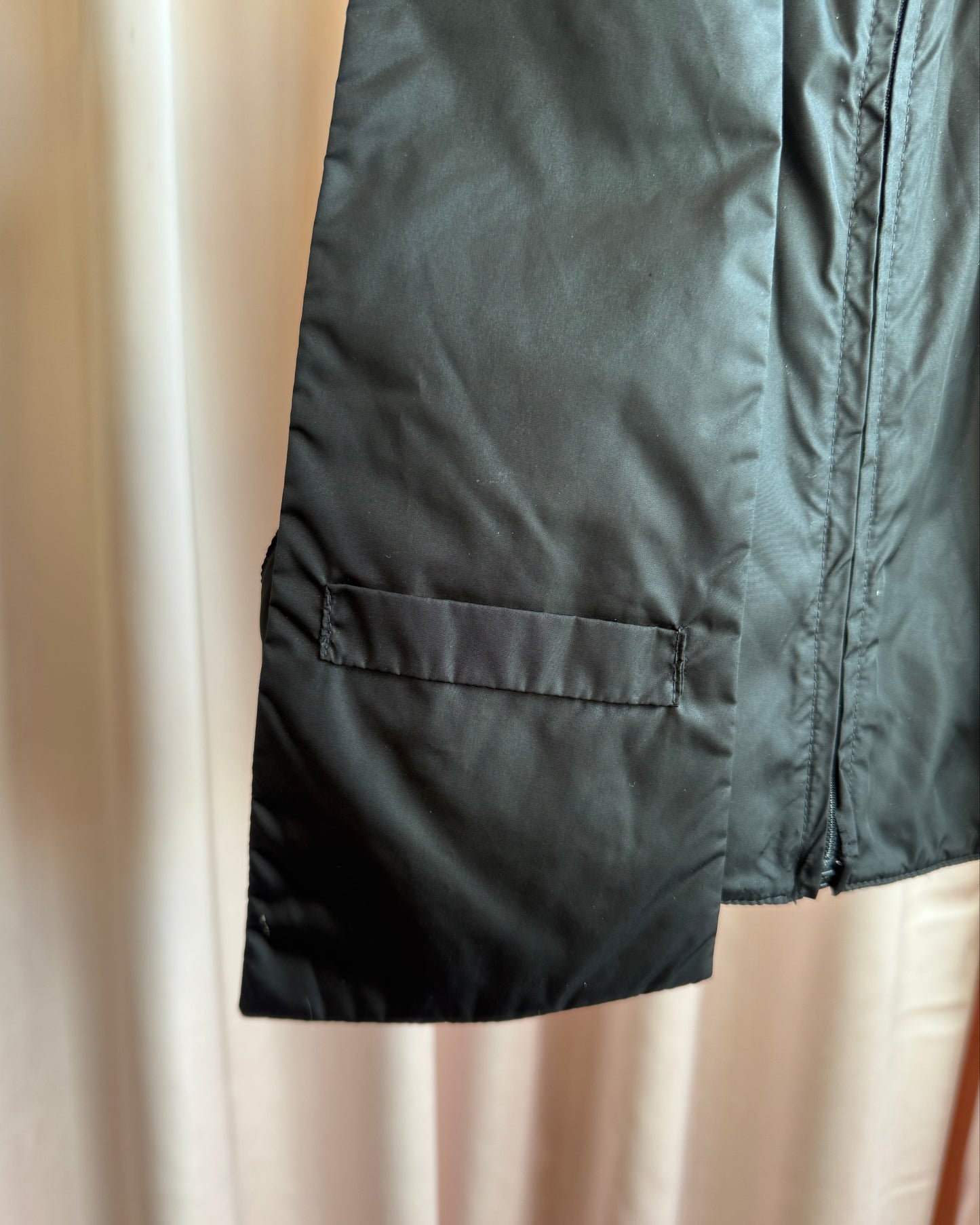 Prada F/W 1999 Black Nylon Cropped Zip Up Vest