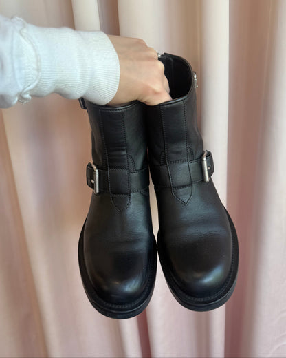 Gucci Logo Engraved Black Leather Engineer Ankle Boots