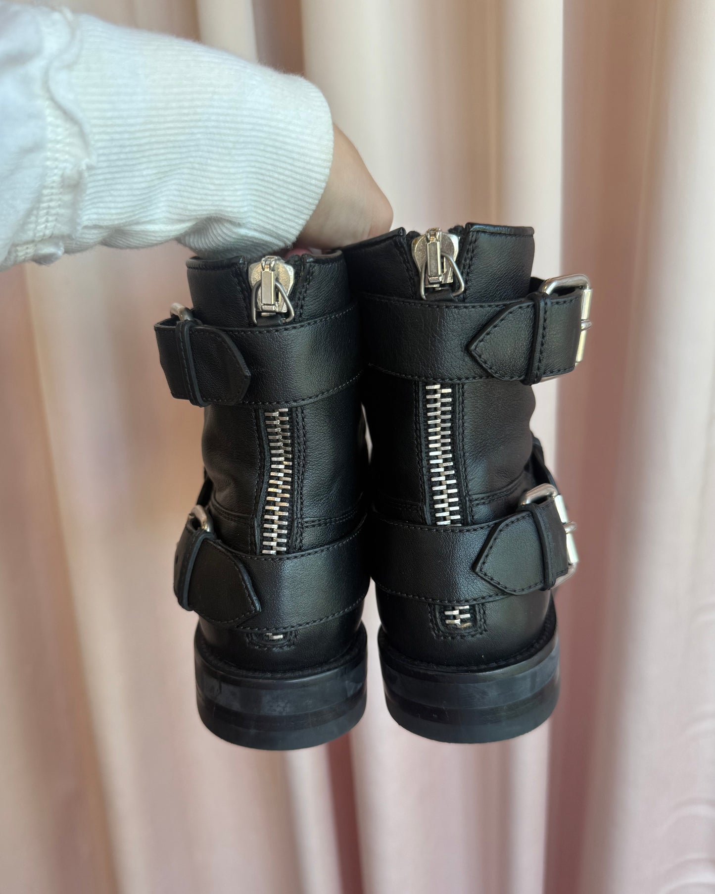 Gucci Logo Engraved Black Leather Engineer Ankle Boots