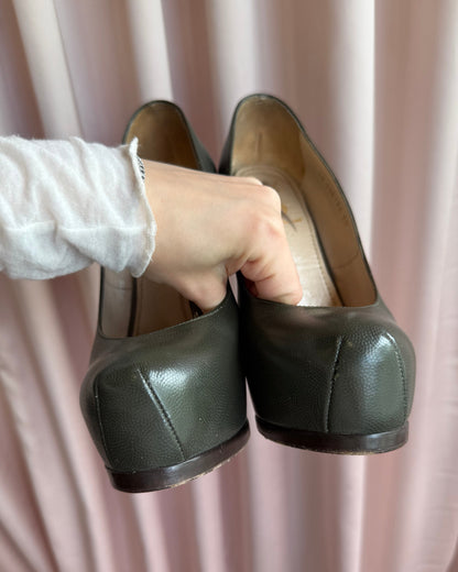 YSL Rive Gauche Vernigolf 105 Dark Olive Leather Tribtoo Pumps