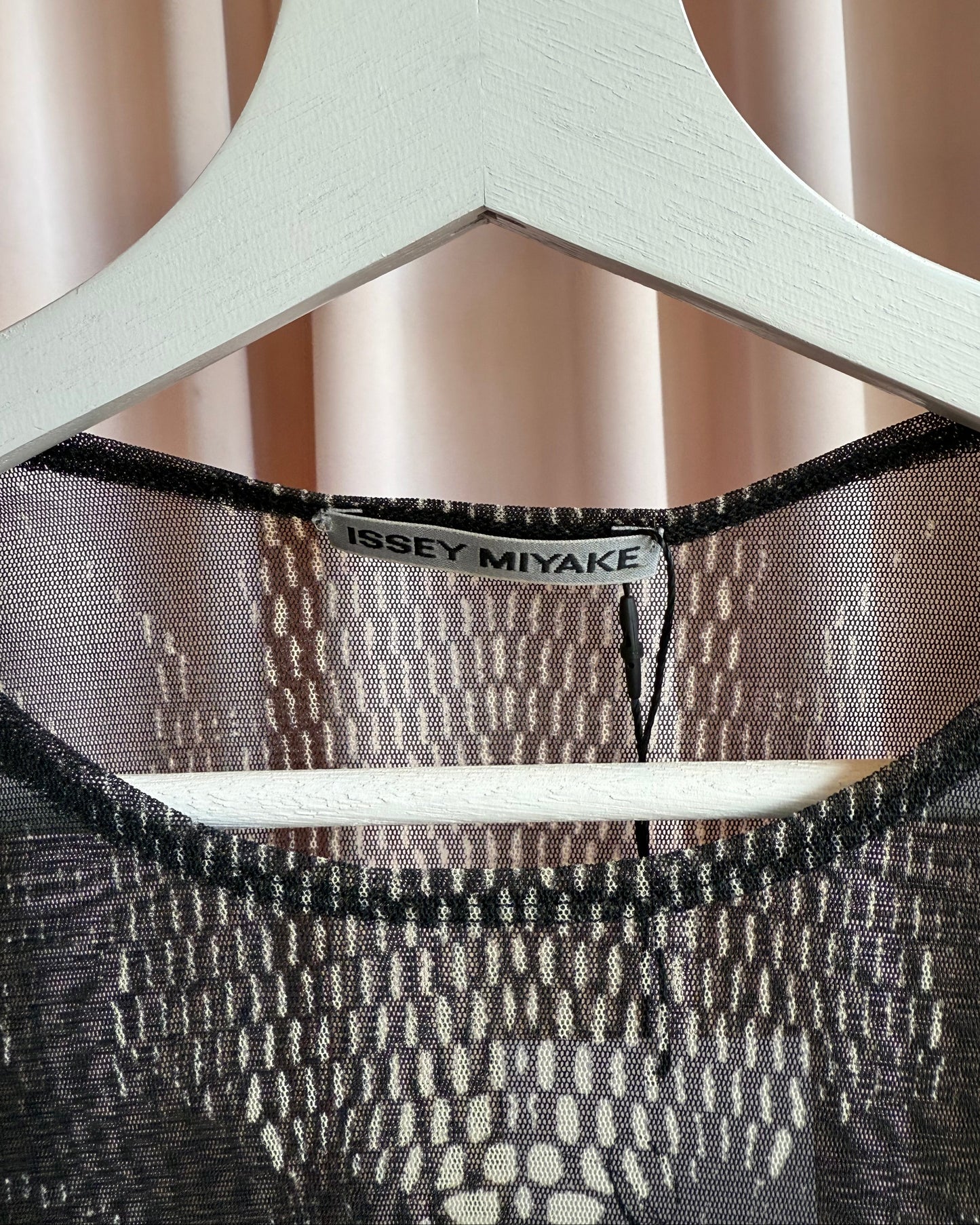 Issey Miyake Printed Mesh Long Sleeve Top