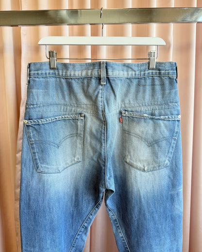 Levi's Engineered Jeans Vintage Distressed Light Wash Denim (34 x 34)