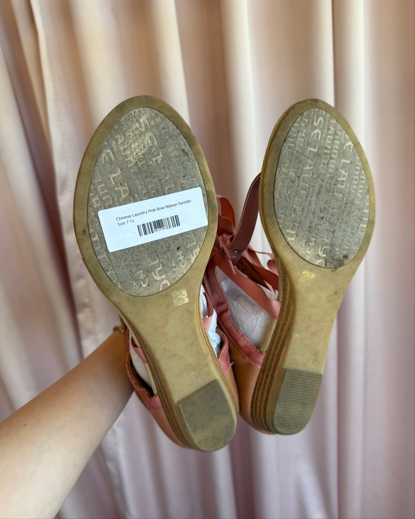 Chinese Laundry Pink Bow Ribbon Thong Sandals
