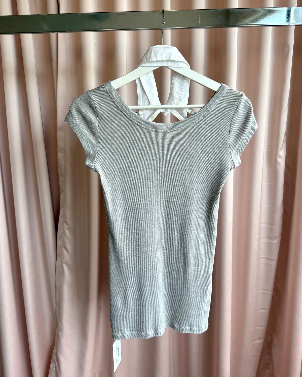 Cop Copine Attached Collar Ribbed Grey Graphic Top
