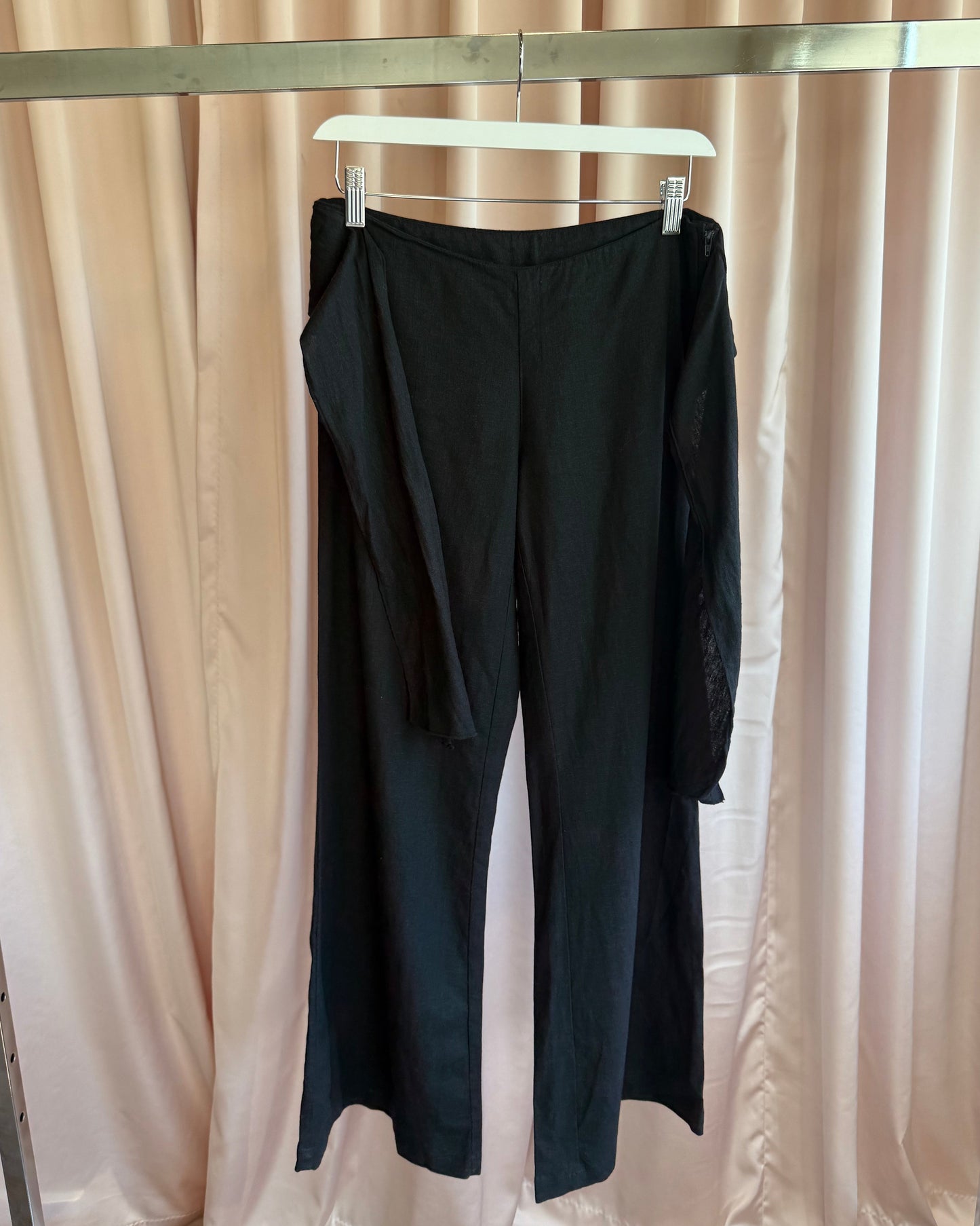 Black Linen Blend Low Rise Wide Leg Tie Waist Pants