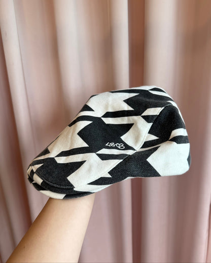 Japanese Brand Black & White Houndstooth Print Newsboy Cap