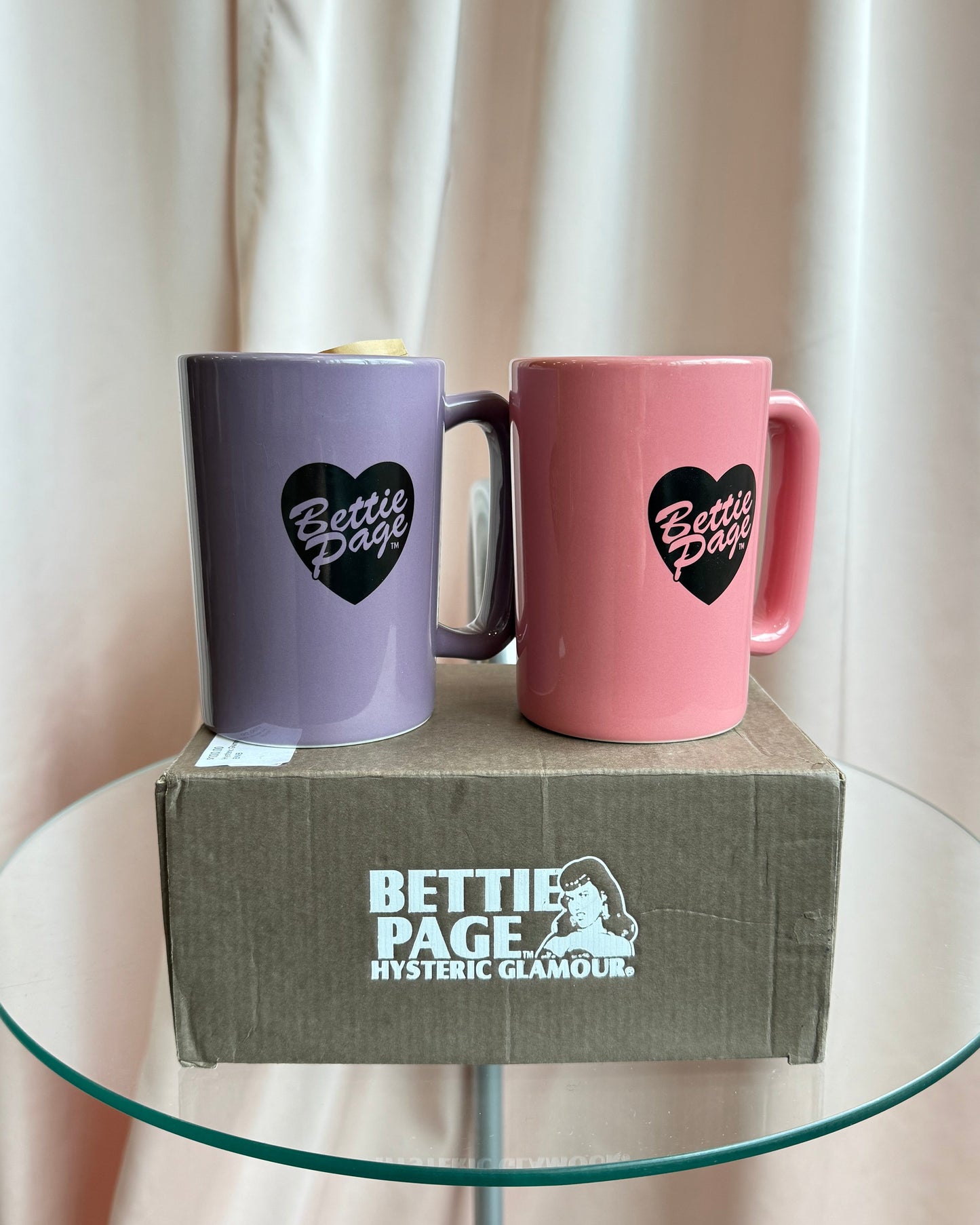 Hysteric Glamour x Bettie Page Double Mug Set