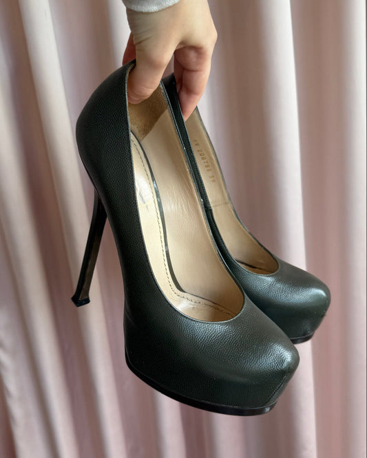 YSL Rive Gauche Vernigolf 105 Dark Olive Leather Tribtoo Pumps