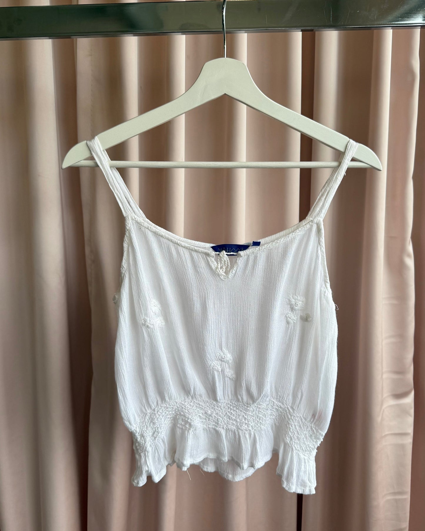 2000's Embroidered White Rayon Tank Top