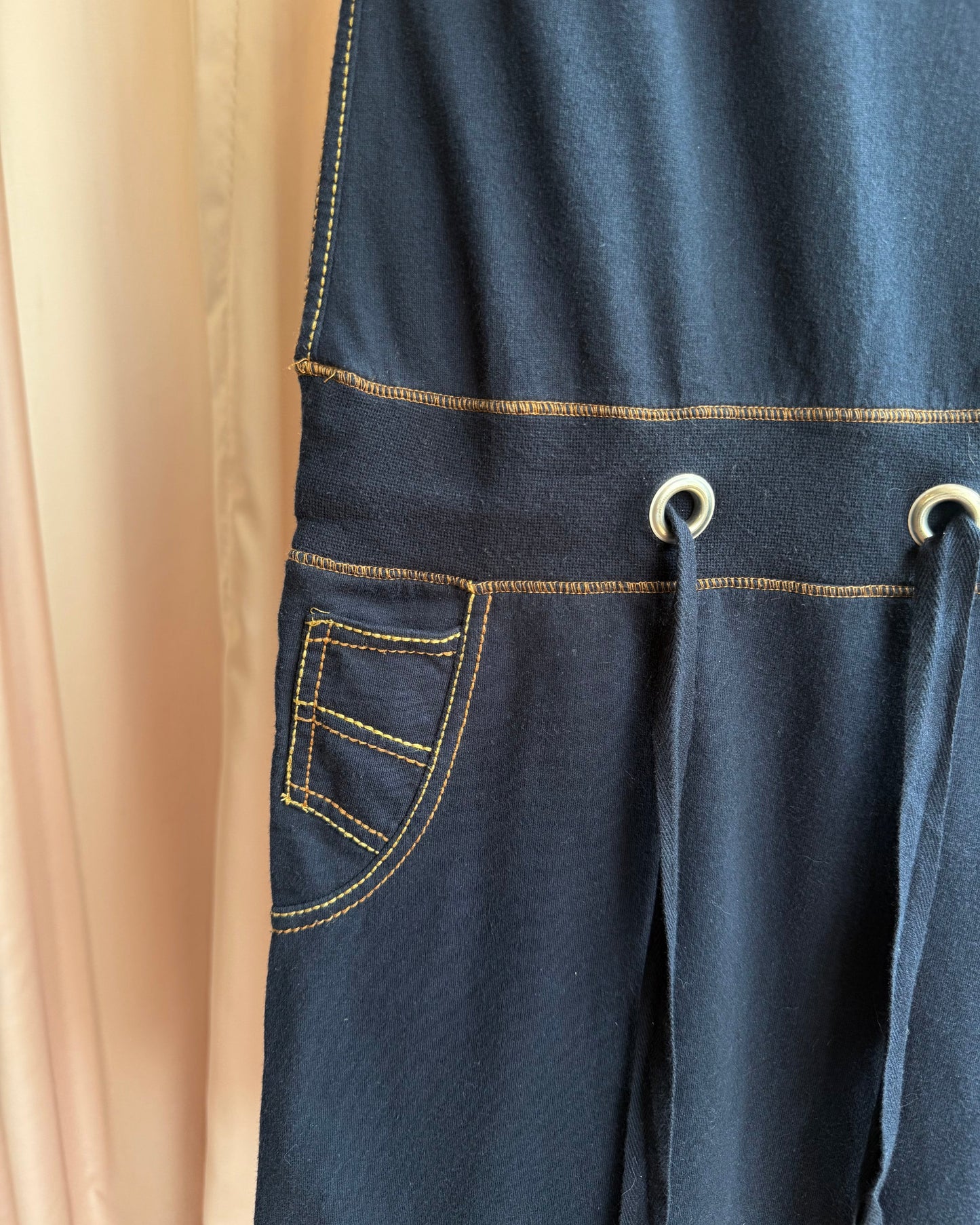 NAFNAF by XULY.Bët Contrast Stitch Strapless Sweat Dress