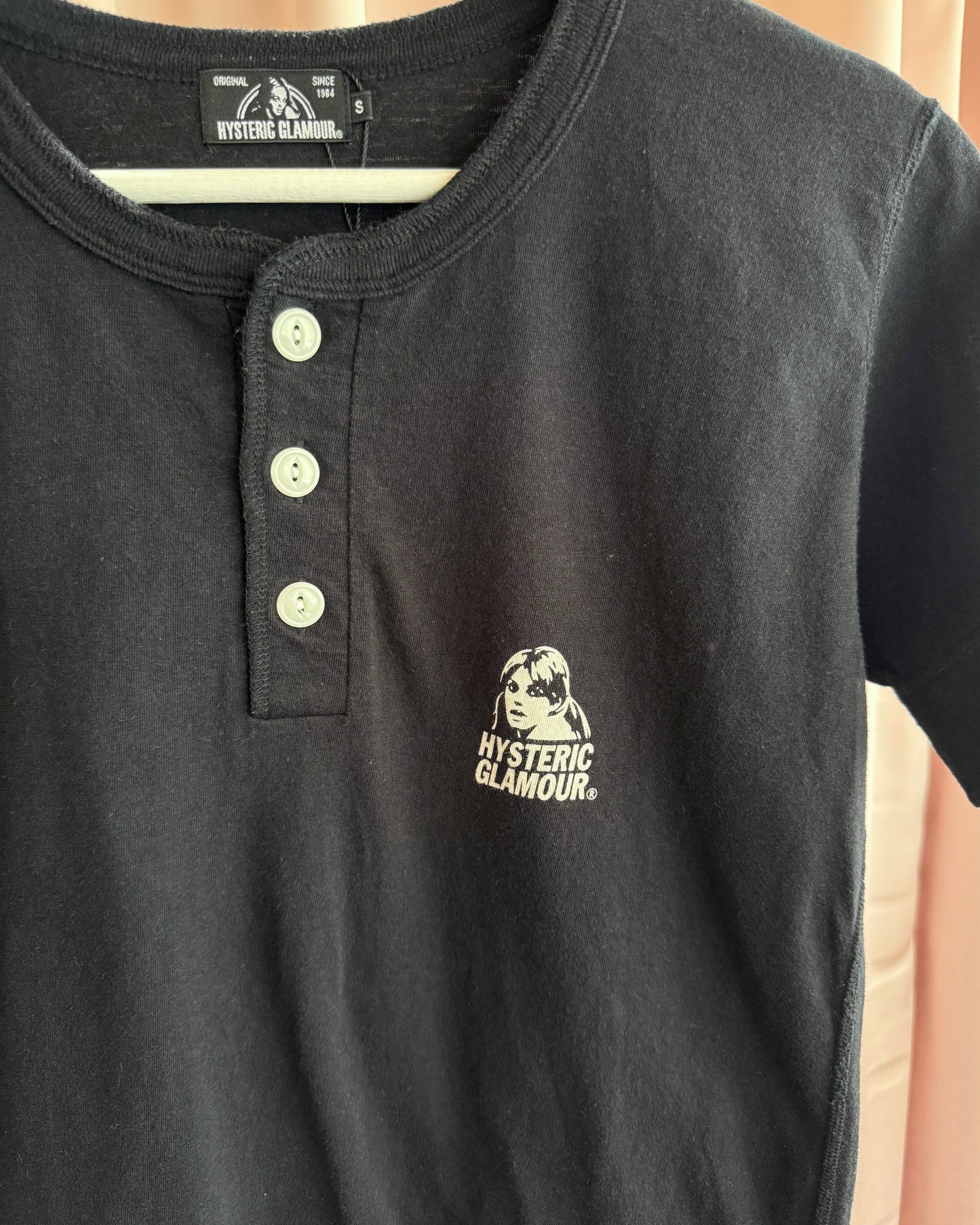 Hysteric Glamour Graphic Black Henley Short Sleeve T-Shirt