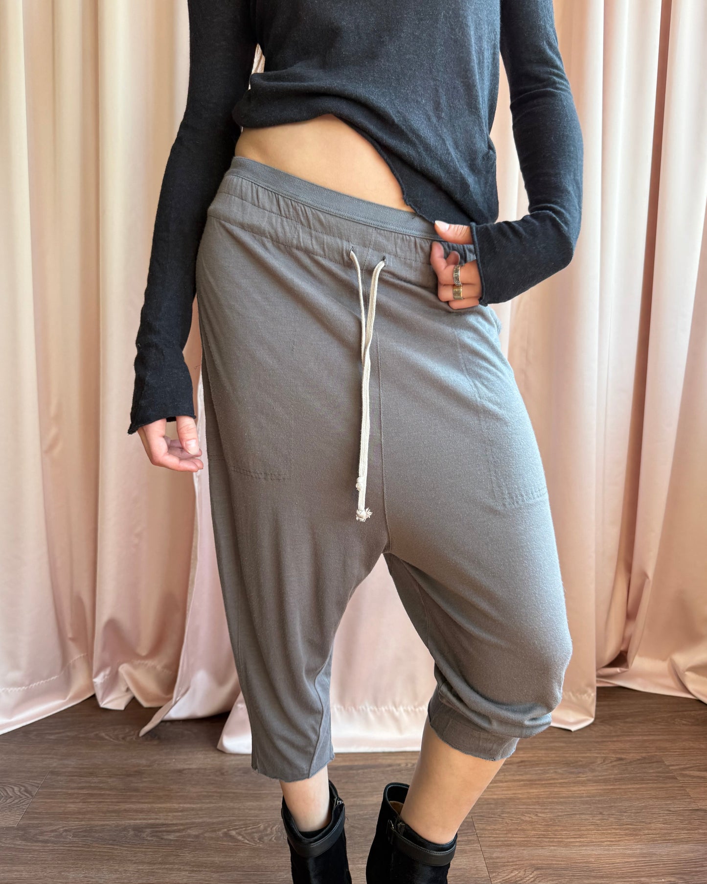 Rick Owens Lilies Grey Drop Crotch Cropped Joggers