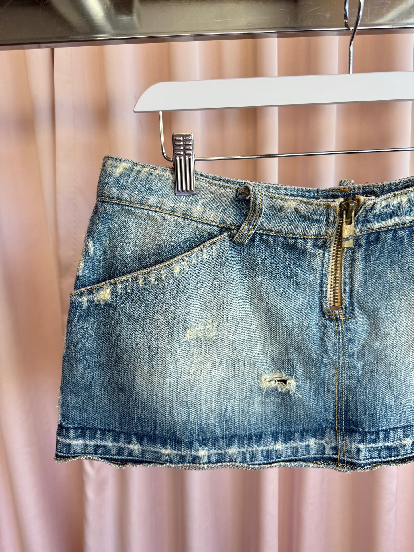 Italian Brand Distressed Denim Exposed Zipper Low Rise Mini Skirt