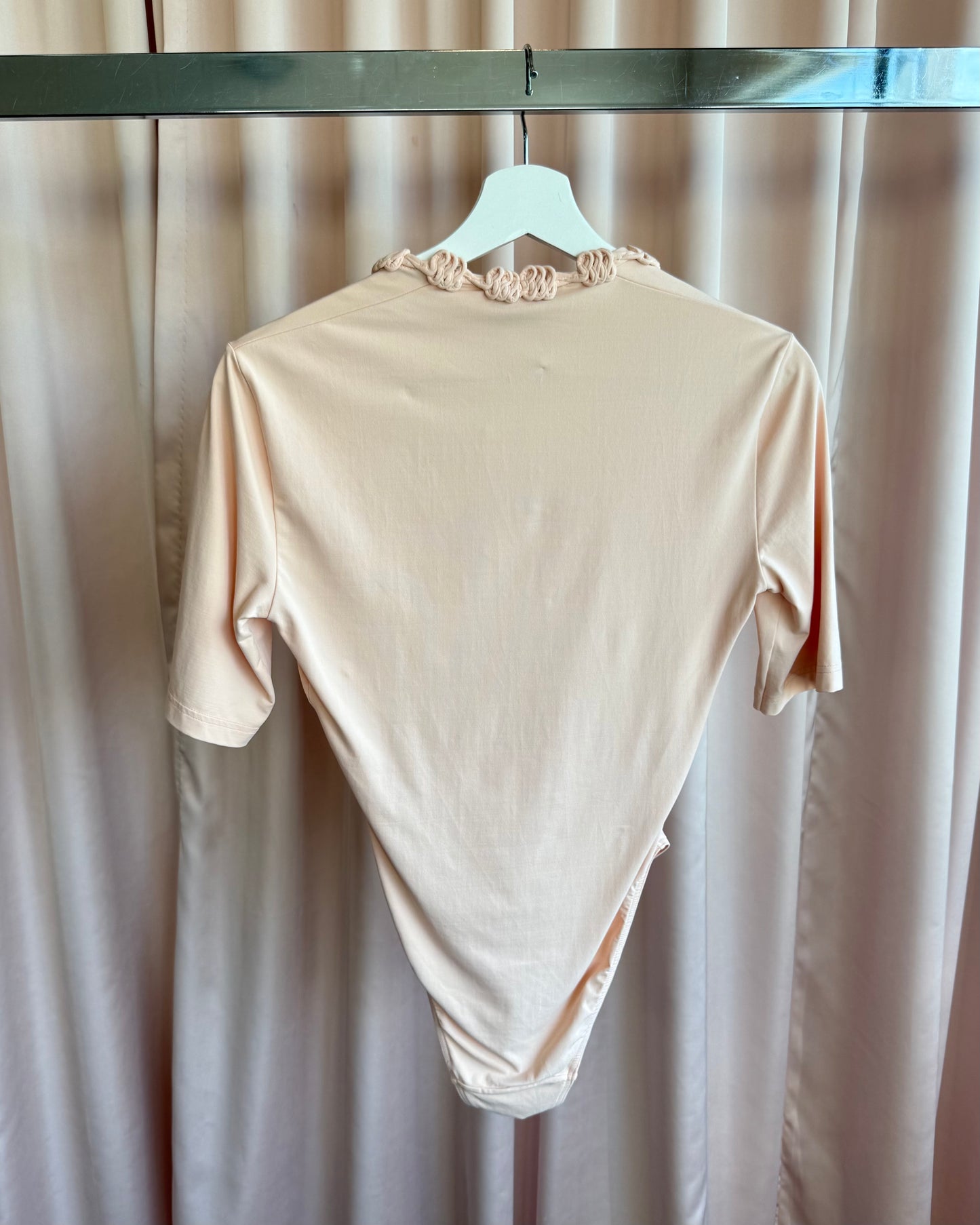 Italian Made Twist Knot Trim Neckline Short Sleeve Peach Bodysuit